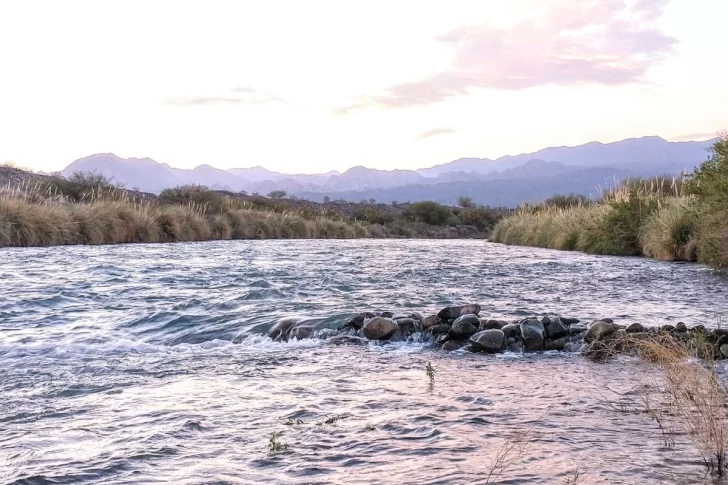 Estiman que el Río San Juan traerá 27 por ciento más de agua, según un informe de la UNSJ