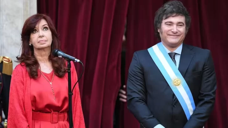 Javier Milei le respondió a Cristina Kirchner: “Yo sé que vos de economía no entendés mucho”