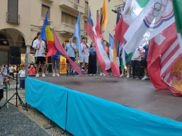 Con el acto inaugural, se dio el puntapié inicial para los mundiales de hockey sobre patines en Novara