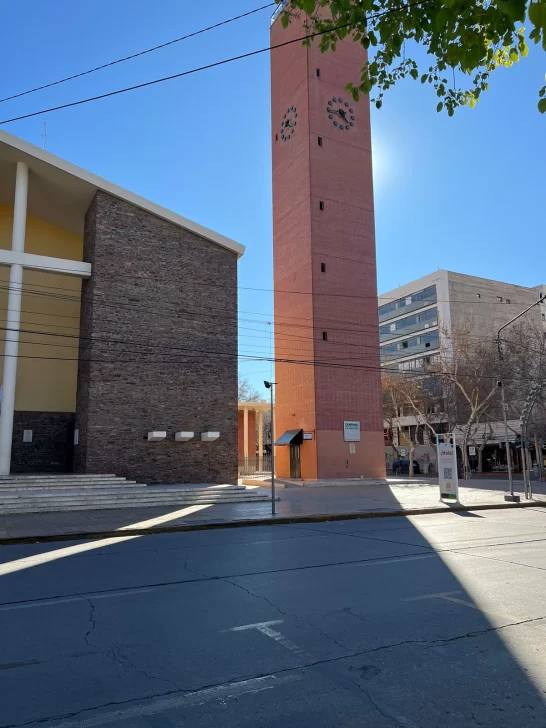 Se espera un inicio de semana ventoso y con una máxima de 33°C