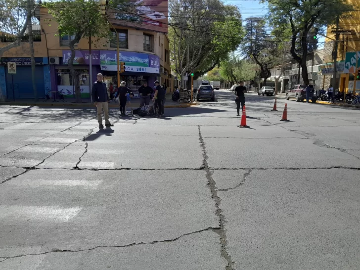 Una mujer fue hospitalizada tras ser atropellada en Avenida Libertador