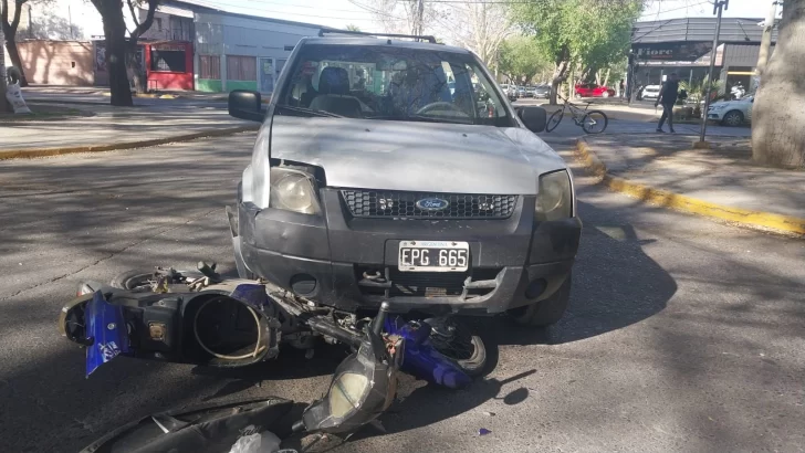 Un motociclista y un ciclista, heridos en distintos choques