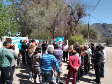 Protesta por falta de agua en Valle Fértil: las primeras acciones que encaró OSSE