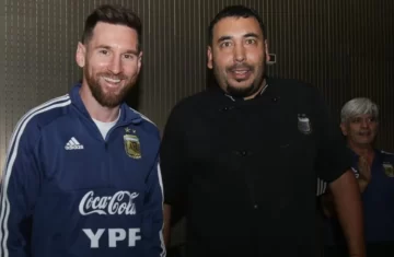 “Todo light”: el desopilante diálogo entre el Dibu Martínez y el parrillero de la Selección en un asado