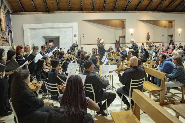 90 artistas locales celebran a Bach