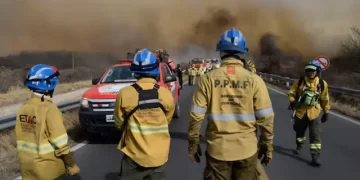 Incendios en Córdoba: más casas afectadas y decenas de personas evacuadas