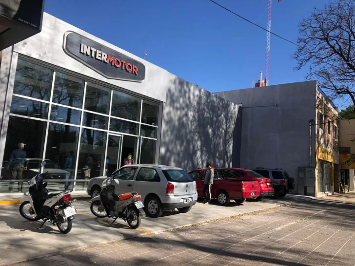 Hicieron un boquete en un comercio y se llevaron la caja fuerte