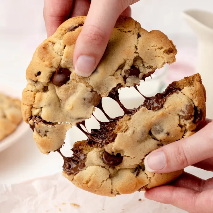 Receta de Crumbl Cookies: ¡Descubre cómo hacer las galletas que son tendencia!