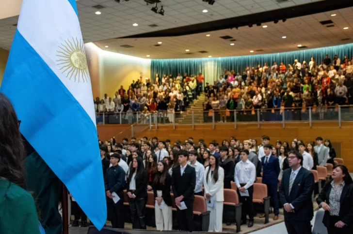 Acto de colación de la Escuela de Comercio