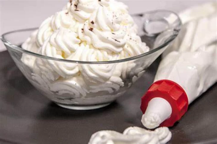 Cómo hacer crema chantilly casera: una receta con clara de huevo