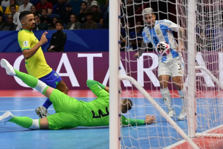 La Selección argentina de futsal perdió la final del mundo ante Brasil