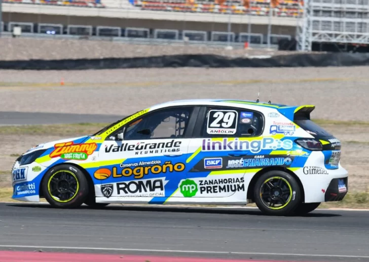 Turismo Nacional en el autódromo San Juan-Villicum: Gonzalo Antolín marcó las diferencias