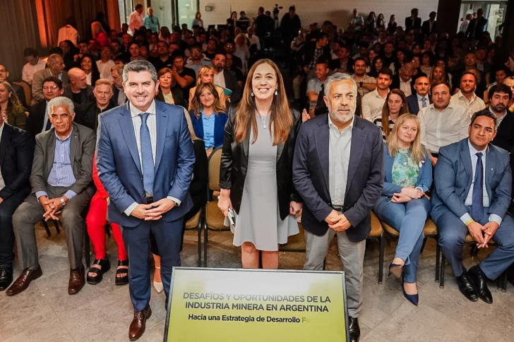 Gobernadores y referentes del país destacan el modelo de minería local