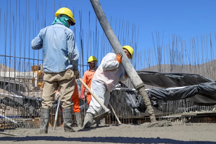 La construcción espera que en 2025 se muevan los créditos hipotecarios