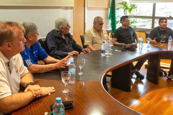 Habrá colectivos pese al paro del transporte