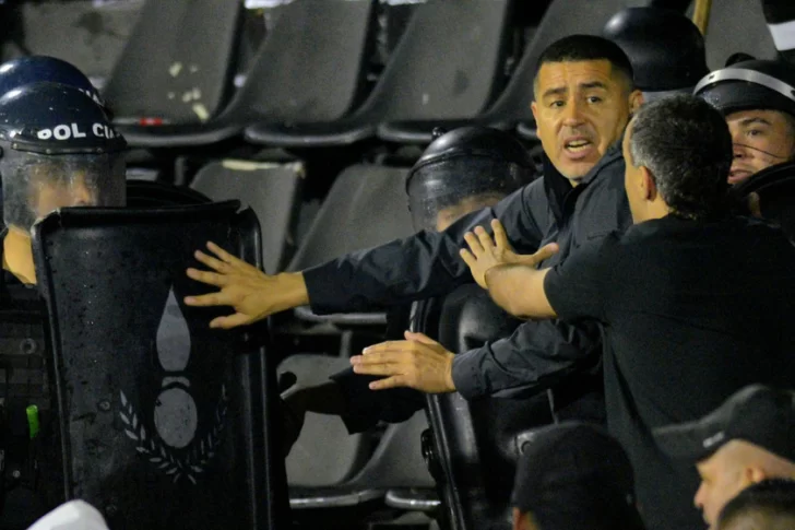 Riquelme acaparó elogios