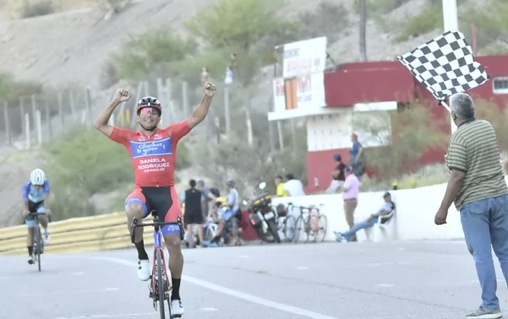 Daniel Juárez ganó el Criterium de apertura