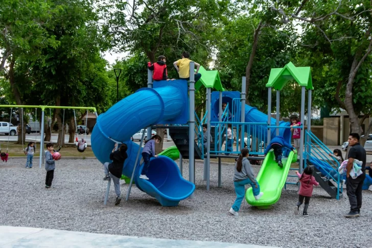 Plaza-Huaziul-Rivadavia-728x485