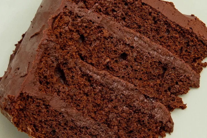 TORTA-DE-CHOCOLATE-RECETA-728x485