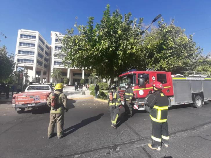 Amenaza de bomba en el Centro Cívico: detuvieron a un chico de 19 años