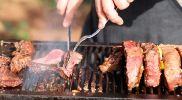 Día Nacional del Asado: cómo dominar la parrilla y lograr cocciones memorables según los chefs