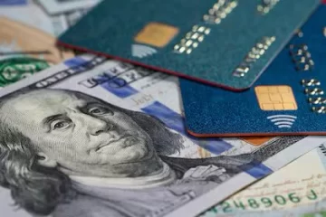 AFIP inicia la devolución de Impuesto a las Ganancias y Bienes Personales para dólar tarjeta y dólar ahorro