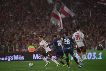 [MIRÁ LOS GOLES] River tuvo que conformarse con un empate ante Vélez