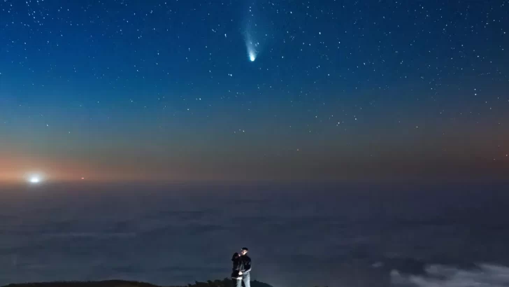 El Cometa del Siglo aparece en cielos argentinos: Cómo ver el espectáculo celestial desde Argentina, seguilo en vivo