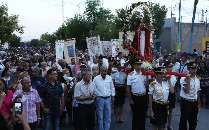 Desdoblan el festejo de Santa Bárbara para dar lugar a todos los artistas