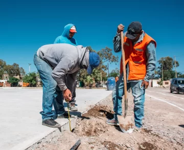 Transforman una plaza en  polideportivo  para la familia