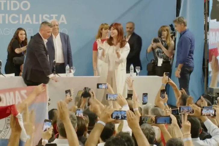 Cristina Fernández de Kirchner mandó tiros por elevación a la interna del PJ