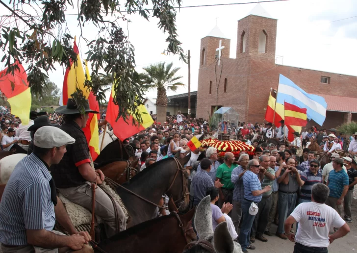 Muestras de devoción por Santa Bárbara en más de un lugar en la provincia