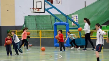 Hay que fomentar más el deporte en la escuela