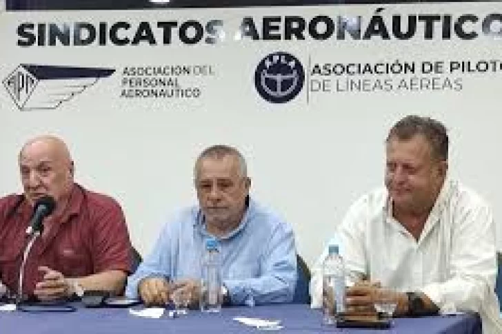 Gremios resignan beneficios y se sella el preacuerdo en Aerolíneas