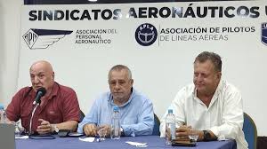 Gremios resignan beneficios y se sella el preacuerdo en Aerolíneas