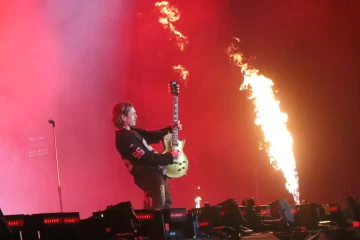 Abrazados por el rock ardiente