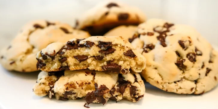 Paso a paso para preparar las cookies estilo Nueva York más ricas y fáciles