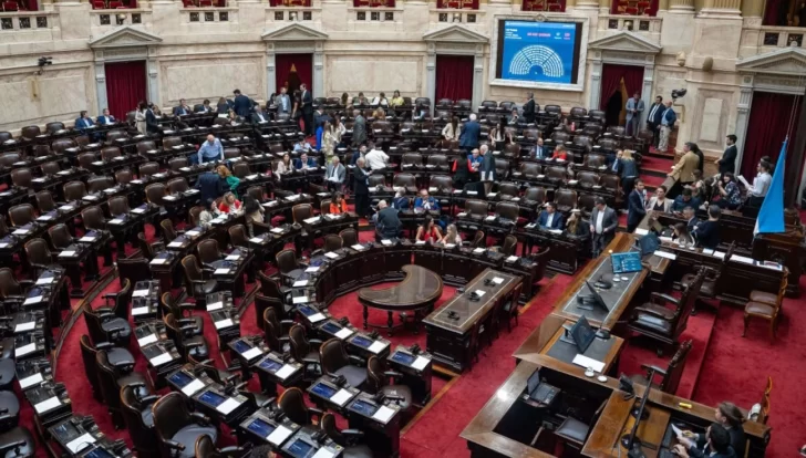 Diputados: el kirchnerismo no consiguió el quórum para derogar el DNU de Milei sobre el canje de deuda