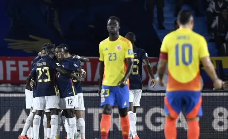 Con un jugador menos, Ecuador amargó a Colombia que lleva dos partidos sin ganar