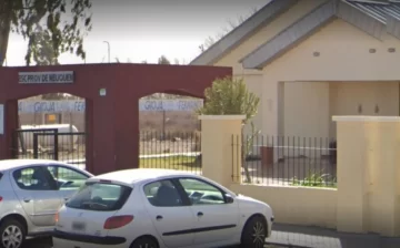 Un juego de niños en una escuela sanjuanina terminó mal: una nena se atragantó con una moneda que le arrojó un compañero