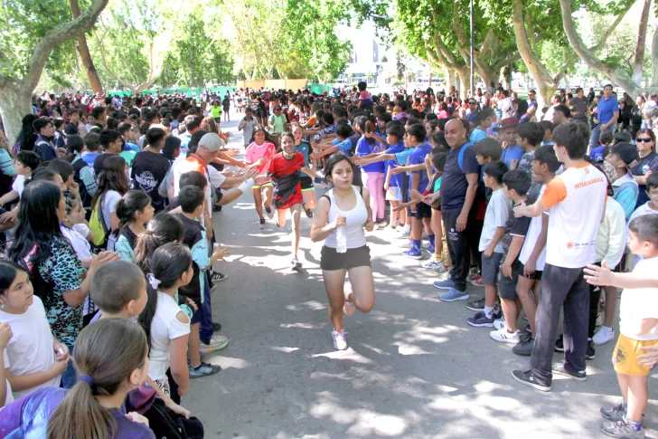 Este año, el maratón de los Juegos Intercolegiales fue internacional