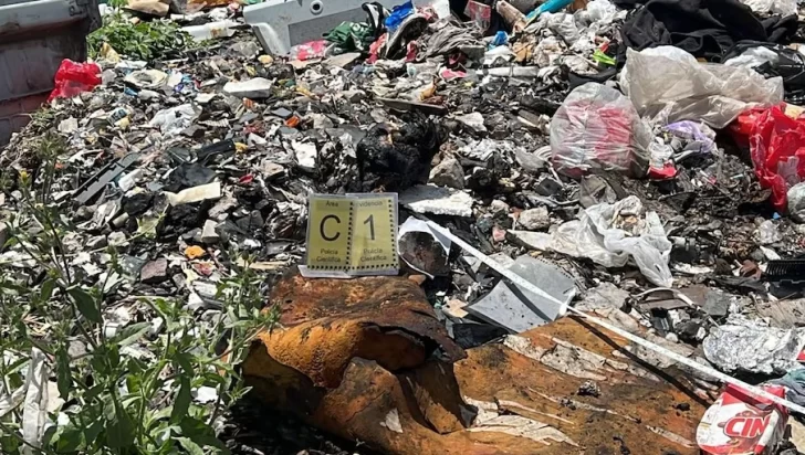 Macabro femicidio: la mataron, calcinaron sus restos y los descartaron como basura en las vías