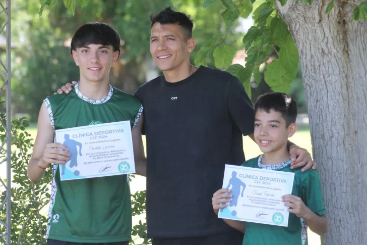 Rubén Botta disfrutó el cierre del año con los chicos del CEF