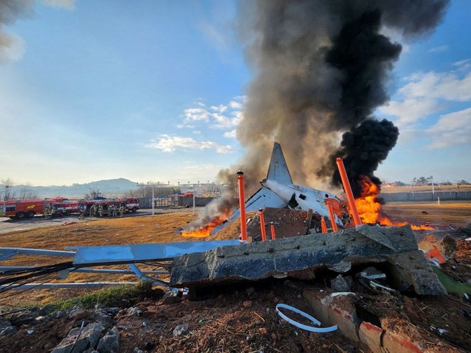 Tragedia en Corea del Sur: murieron 179 personas que iban a bordo del avión que se estrelló