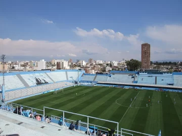 San Martín buscará el ascenso a Primera ante Gimnasia de Mendoza en el “Gigante de Alberdi”