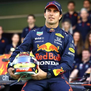 Sergio Checo Pérez confirmó su salida de Red Bull Racing