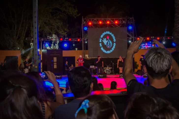 Con buen marco de público se vivió la segunda noche de la Fiesta de Santa Bárbara