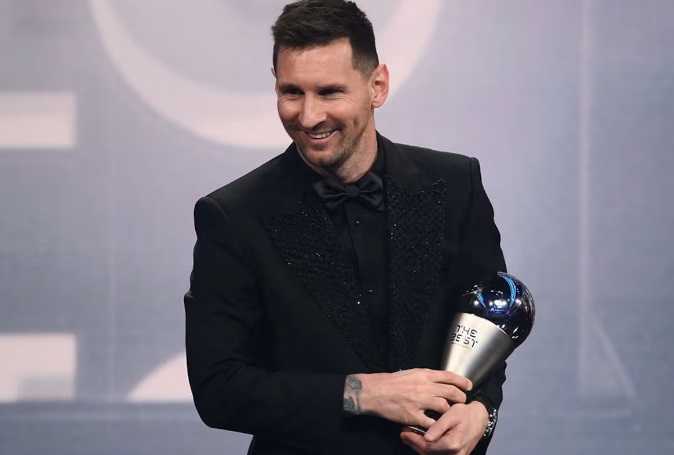 Con Messi, Scaloni y el Dibu nominados, los premios “The Best” serán entregados de manera virtual