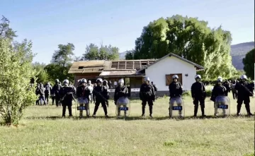 Desalojaron a un grupo mapuche que usurpaba parte del parque nacional Los Alerces desde 2020