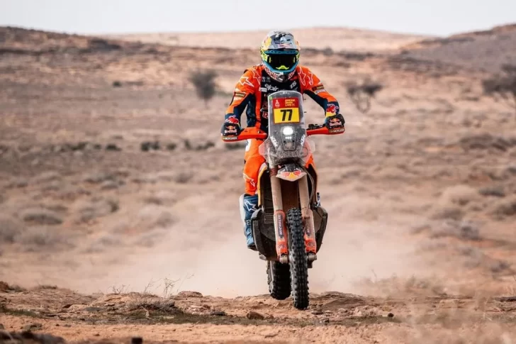 Rally Dakar: Benavides ganó la quinta etapa en motos y se acerca al líder de la general